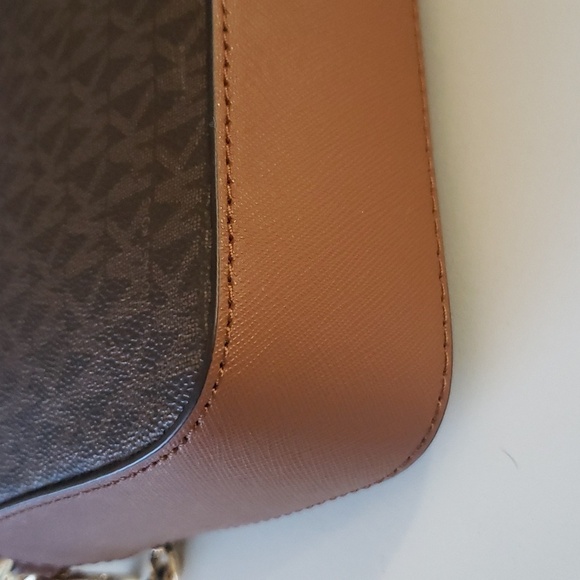 MICHAEL KORS Jet Set Monogram Crossbody Bag - Picture 6 of 16